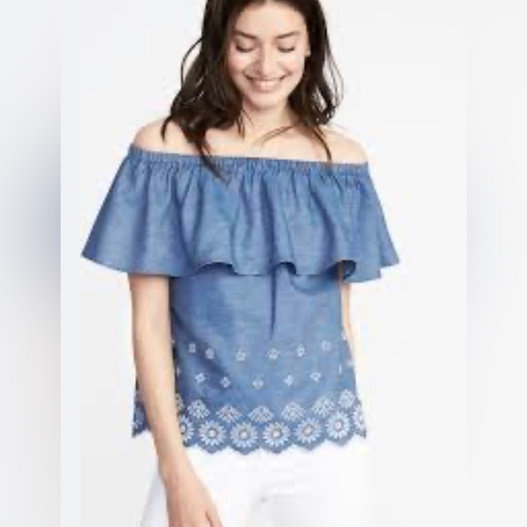 Old Navy Tops - Old Navy - Chambray off shoulder embroidered top - XS